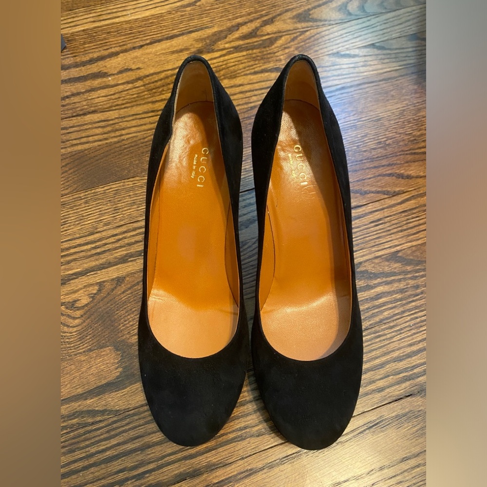 Gucci Black Suede Round-Toe Heels